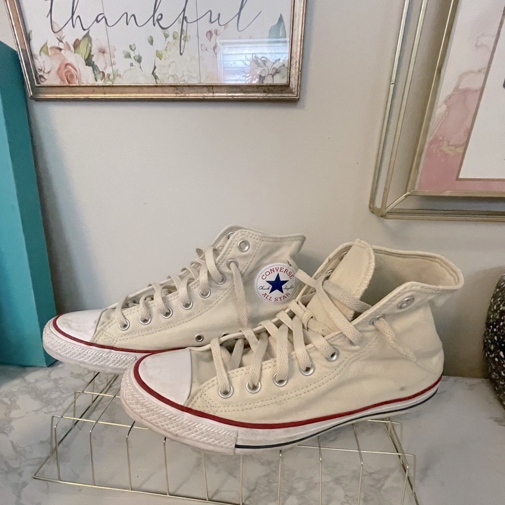 Converse All Star Chuck Taylor High-Tops in Iconic Cream